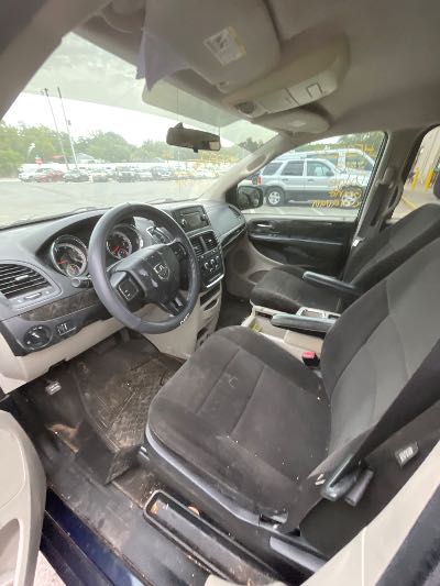 2013 Dodge Grand Caravan Location - Chrysler - Row 39 - Stock # H52277
