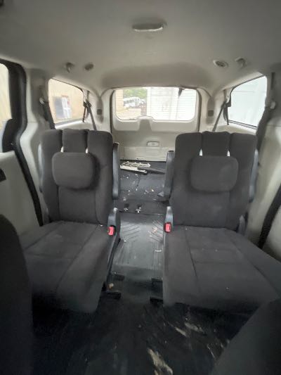 2013 Dodge Grand Caravan Location - Chrysler - Row 39 - Stock # H52277