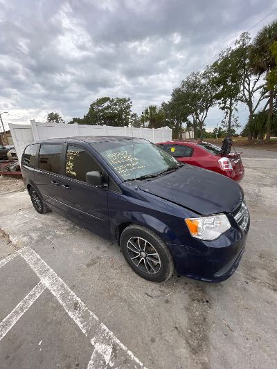 2013 Dodge Grand Caravan Location - Chrysler - Row 39 - Stock # H52277