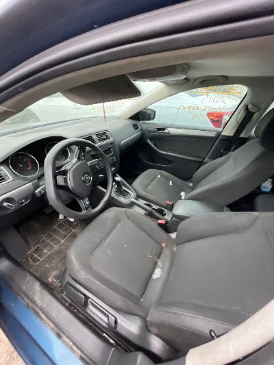 2015 Volkswagen Jetta Location - Imports - Row 25 - Stock # H52284