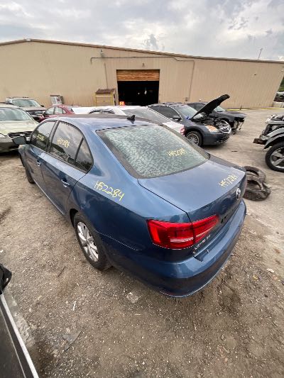 2015 Volkswagen Jetta Location - Imports - Row 25 - Stock # H52284