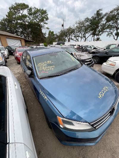 2015 Volkswagen Jetta Location - Imports - Row 25 - Stock # H52284