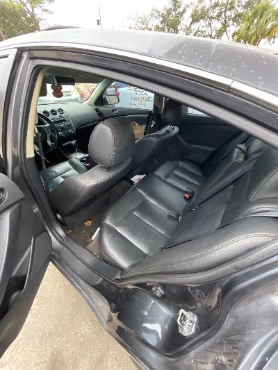 2008 Nissan Altima Location - Imports - Row 25 - Stock # H52282