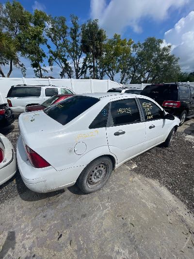 2007 Ford Focus Location - Ford - Row 26 - Stock # H52129