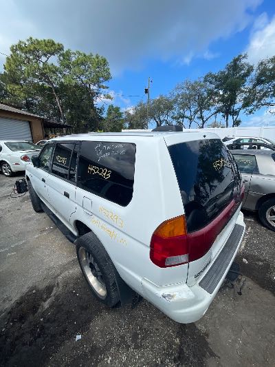 1998 Mitsubishi Montero Sport Location - Imports - Row 29 - Stock # H52293