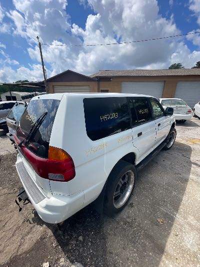 1998 Mitsubishi Montero Sport Location - Imports - Row 29 - Stock # H52293