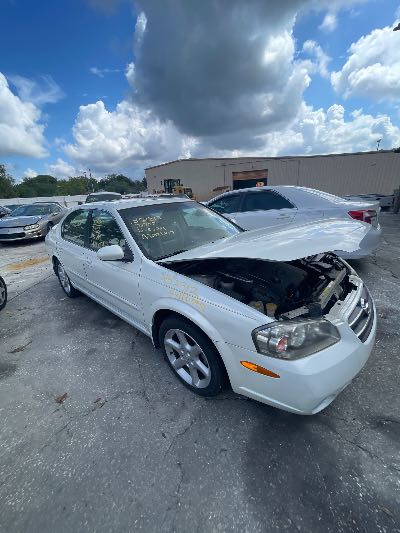 2002 Nissan Maxima Location - Imports - Row 25 - Stock # H52313