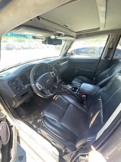 2008 Jeep Commander Location - Chrysler - Row 39 - Stock # H52314