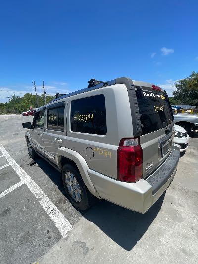 2008 Jeep Commander Location - Chrysler - Row 39 - Stock # H52314