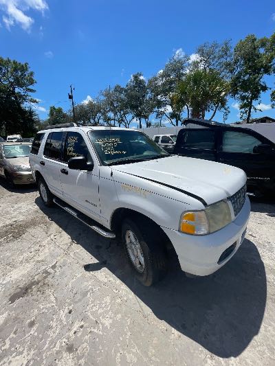 2005 Ford Explorer Location - Ford - Row 26 - Stock # H52355