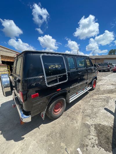 1995 GMC Vandura Location - Large Trucks & Vans - Row 28 - Stock # H52347