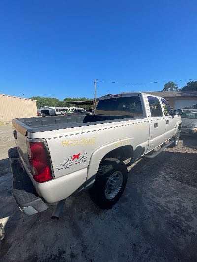 2004 Chevrolet Silverado 2500HD Location - Imports - Row 999 - Stock # H52348