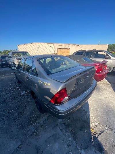 2004 Ford Focus Location - Ford - Row 26 - Stock # H52327