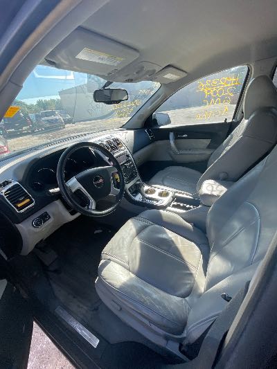 2009 GMC Acadia Location - GM - Row 34 - Stock # H52336