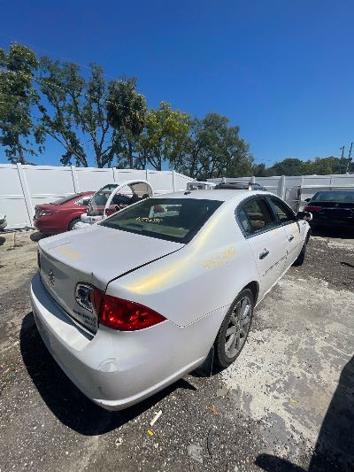 2006 Buick Lucerne Location - GM - Row 35 - Stock # H52396