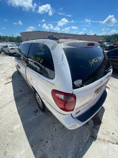 2005 Dodge Grand Caravan Location - Chrysler - Row 40 - Stock # H52393