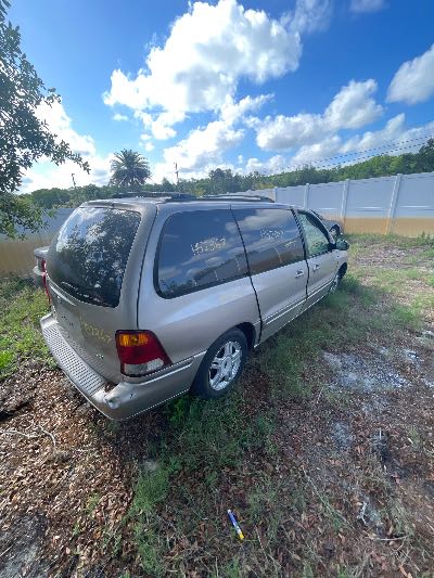 2003 Ford Windstar Wagon Location - Ford - Row 28 - Stock # H52367