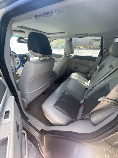 2005 Jeep Grand Cherokee Location - Chrysler - Row 40 - Stock # H52408