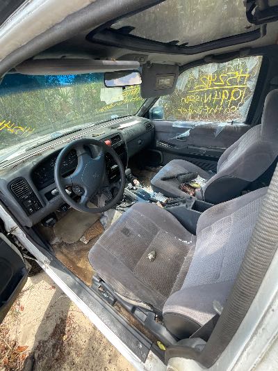 1994 Nissan Pathfinder Location - Imports - Row 1 - Stock # H52412
