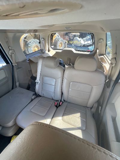 2003 Ford Expedition Location - Large Trucks & Vans - Row 29 - Stock # H52417