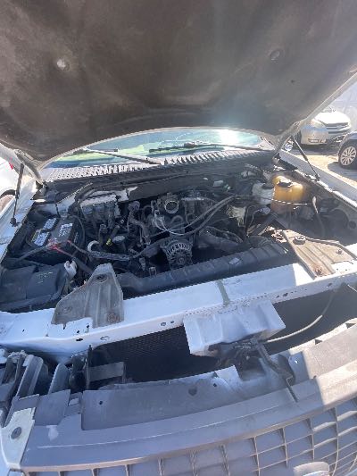 2003 Ford Expedition Location - Large Trucks & Vans - Row 29 - Stock # H52417