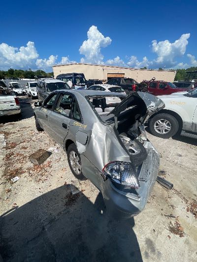 2001 Toyota Avalon Location - Imports - Row 45 - Stock # H52419