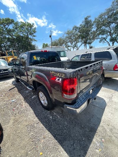 2011 GMC Sierra 1500 Location - Large Trucks & Vans - Row 34 - Stock # H52442