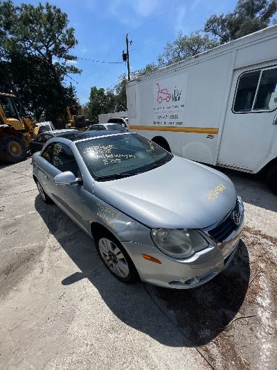 2008 Volkswagen Eos Location - Imports - Row 46 - Stock # H52438