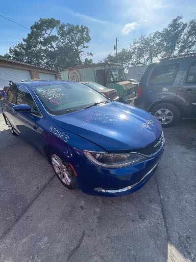 2015 Chrysler 200 Location - Chrysler - Row 40 - Stock # H52483