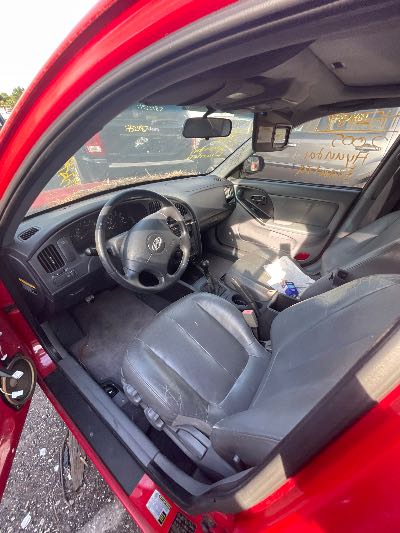 2005 Hyundai Elantra Location - Imports - Row 45 - Stock # H52489