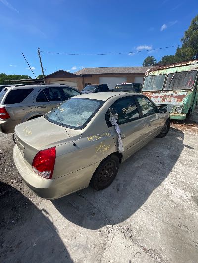 2006 Hyundai Elantra Location - Imports - Row 6 - Stock # H52490