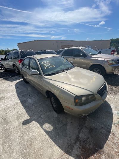 2006 Hyundai Elantra Location - Imports - Row 6 - Stock # H52490
