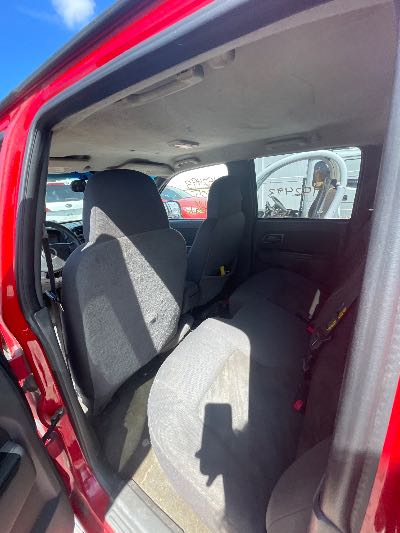 2005 Chevrolet Colorado Location - Large Trucks & Vans - Row 30 - Stock # H52493