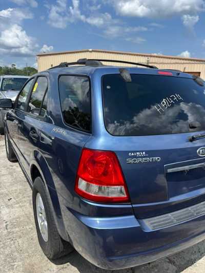 2006 Kia Sorento Location - Imports - Row 4 - Stock # H52474
