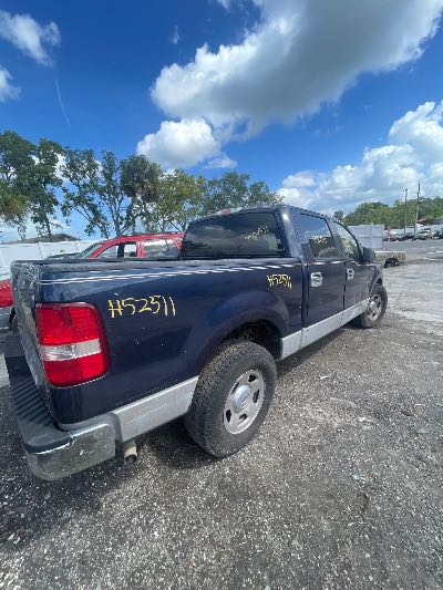 2005 Ford F-150 Location - Large Trucks & Vans - Row 31 - Stock # H52511