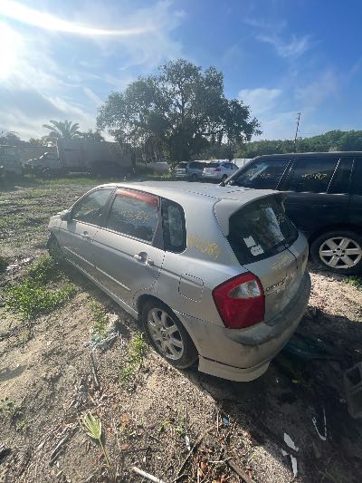 2005 Kia Spectra Location - Imports - Row 4 - Stock # H52364