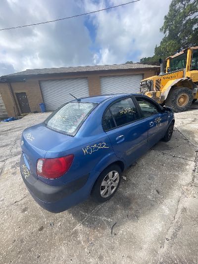 2007 Kia Rio Location - Imports - Row 2 - Stock # H52522