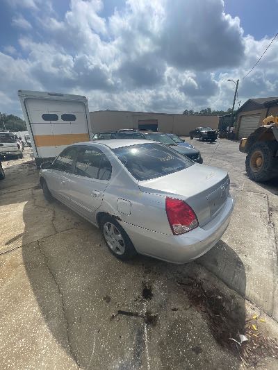 2005 Hyundai Elantra Location - Imports - Row 2 - Stock # H52488