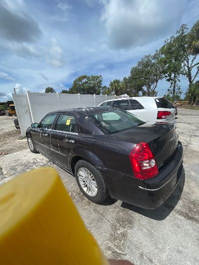 2007 Chrysler 300 Location - Chrysler - Row 40 - Stock # H52455