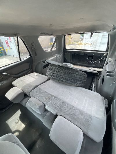 2007 Toyota Sequoia Location - Imports - Row 4 - Stock # H52480
