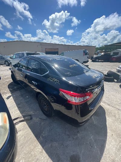 2014 Nissan Sentra Location - Imports - Row 4 - Stock # H52552
