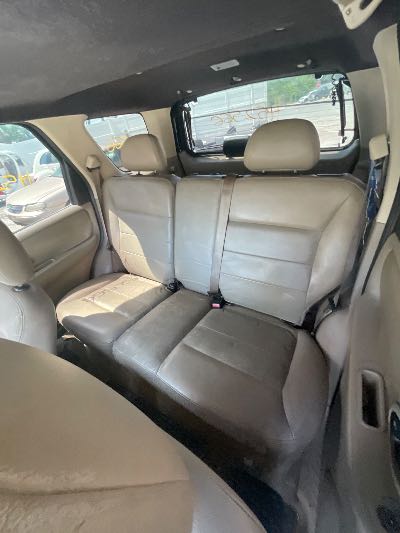 2007 Ford Escape Location - Ford - Row 28 - Stock # H52566