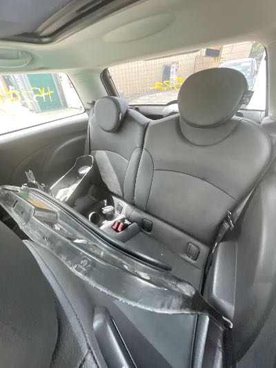 2009 MINI Cooper Hardtop Location - Imports - Row 5 - Stock # H52572