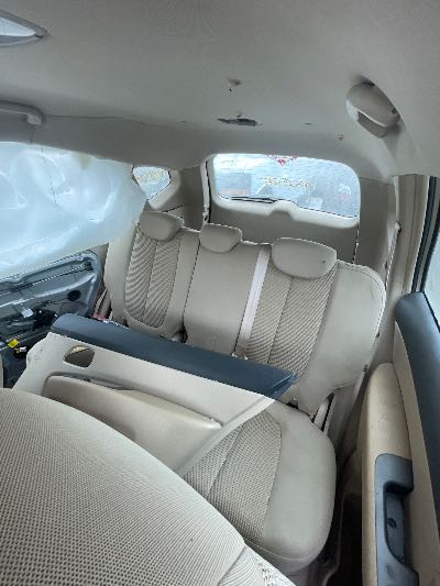 2007 Kia Rondo Location - Imports - Row 6 - Stock # H52576