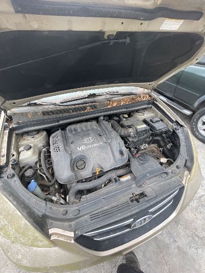 2007 Kia Rondo Location - Imports - Row 6 - Stock # H52576