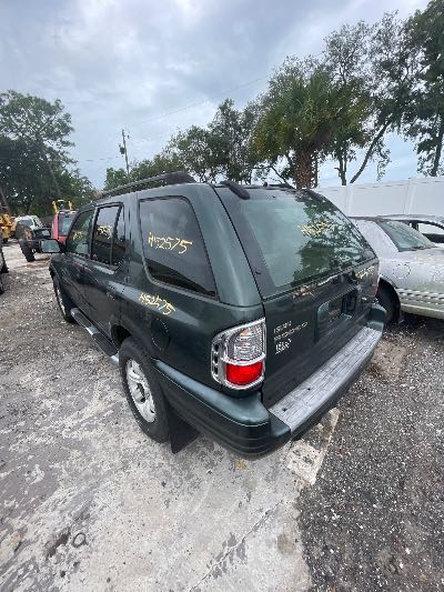 2004 Isuzu Rodeo Location - Imports - Row 9 - Stock # H52575