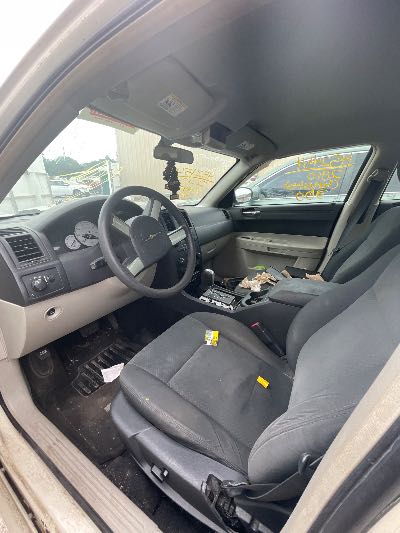 2010 Chrysler 300 Location - Chrysler - Row 41 - Stock # H52454