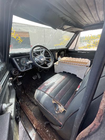 1972 CHEVROLET Cheyenne Location - Large Trucks & Vans - Row 31 - Stock # H52611