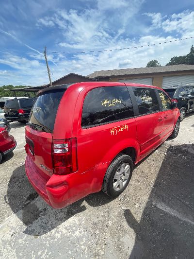 2009 Dodge Grand Caravan Location - Chrysler - Row 42 - Stock # H52644