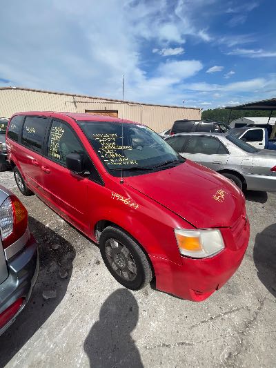 2009 Dodge Grand Caravan Location - Chrysler - Row 42 - Stock # H52644